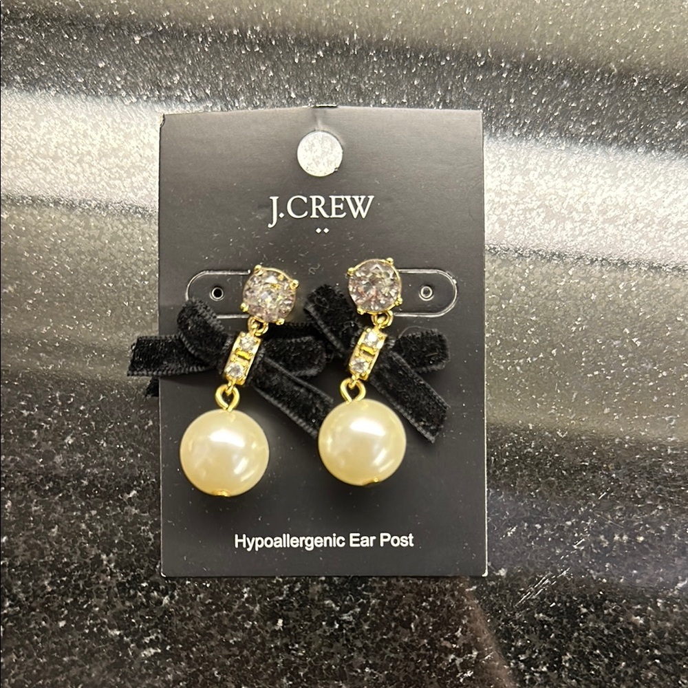 J. Crew Gold and Black Pearl Drop Earrings